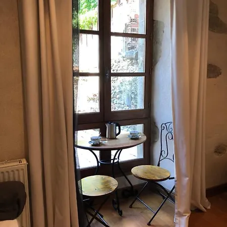 La Maison D'anne-do Chambres D'hotes ベッド・アンド・ブレックファスト ミルポワ