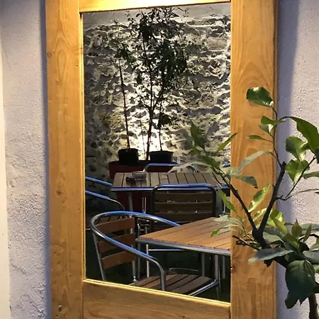 La Maison D'anne-do Chambres D'hotes ベッド・アンド・ブレックファスト ミルポワ